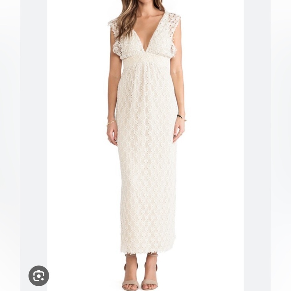 T-Bags LosAngeles V Neck Lace Maxi Dress Size Small